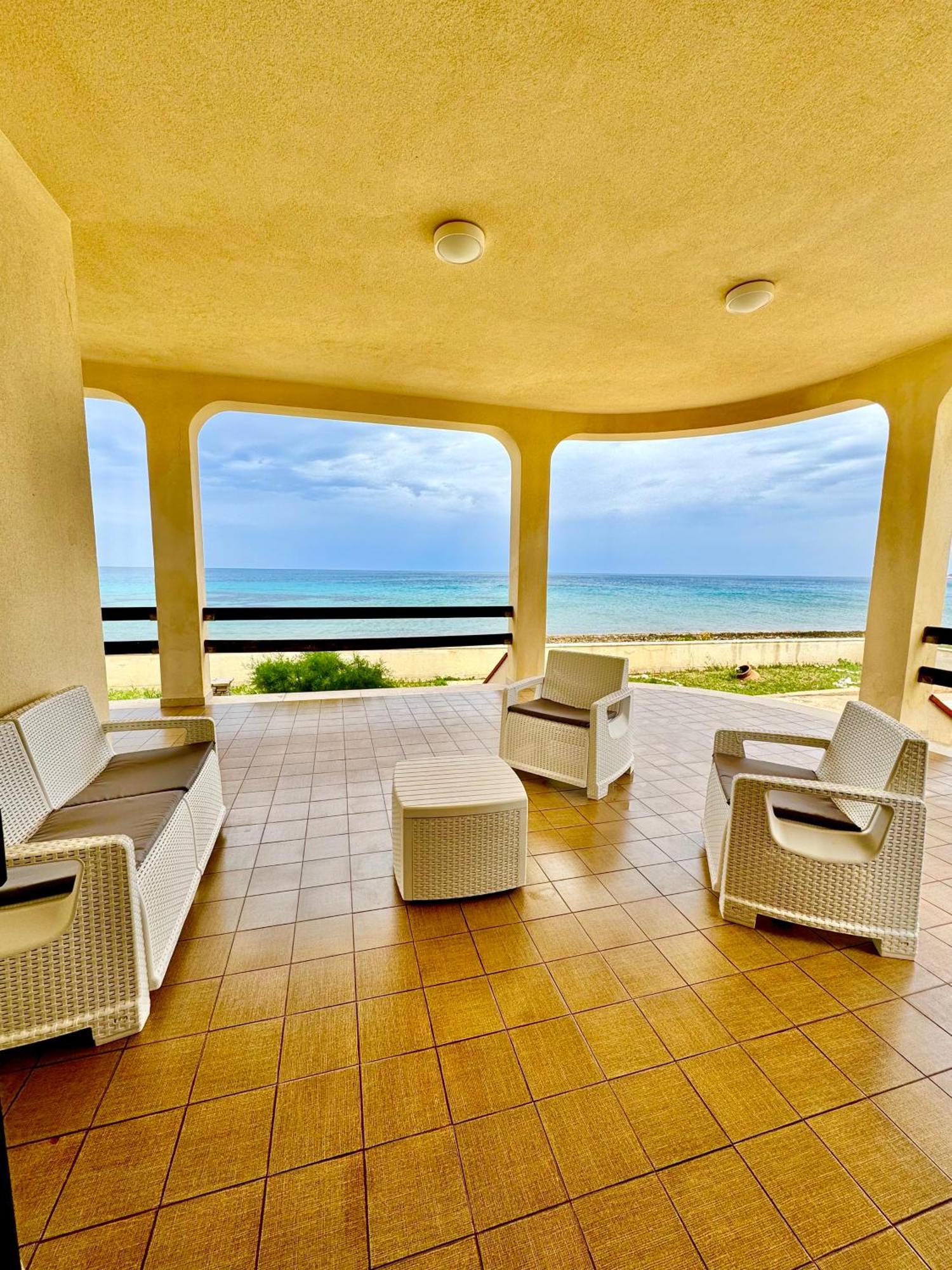 Villino Maria Elena Apartment Валдериче Екстериор снимка